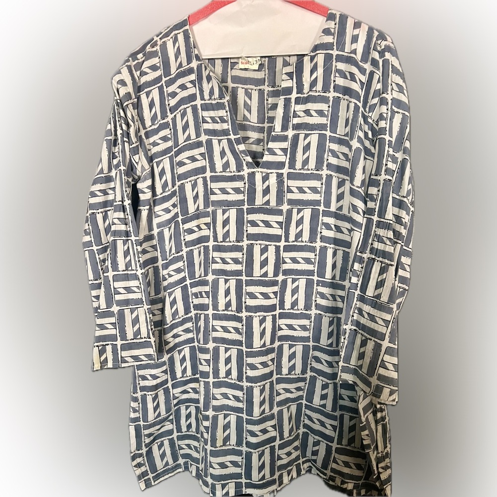 Casual Grey Blue Cotton V-neck Tunic with Geometric Pattern